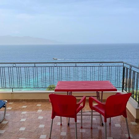 Lovely 3-Bedroom Apartment Rei Sarandë 외부 사진