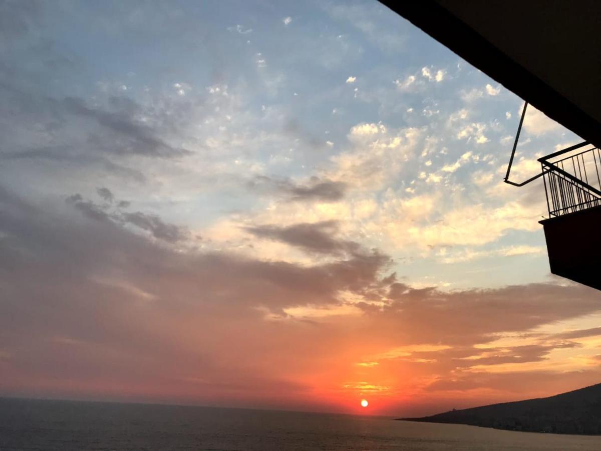 Lovely 3-Bedroom Apartment Rei Sarandë 외부 사진