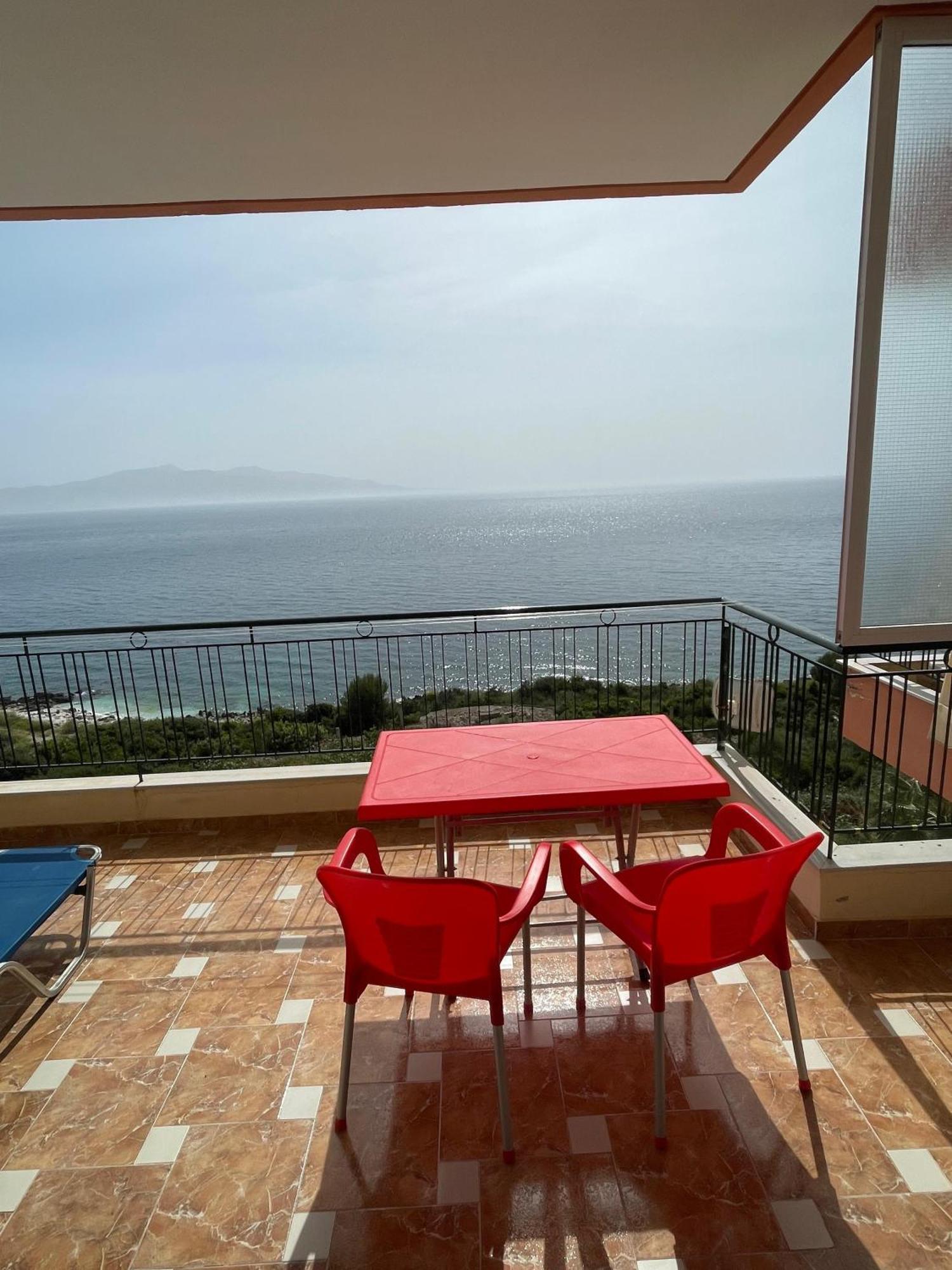 Lovely 3-Bedroom Apartment Rei Sarandë 외부 사진