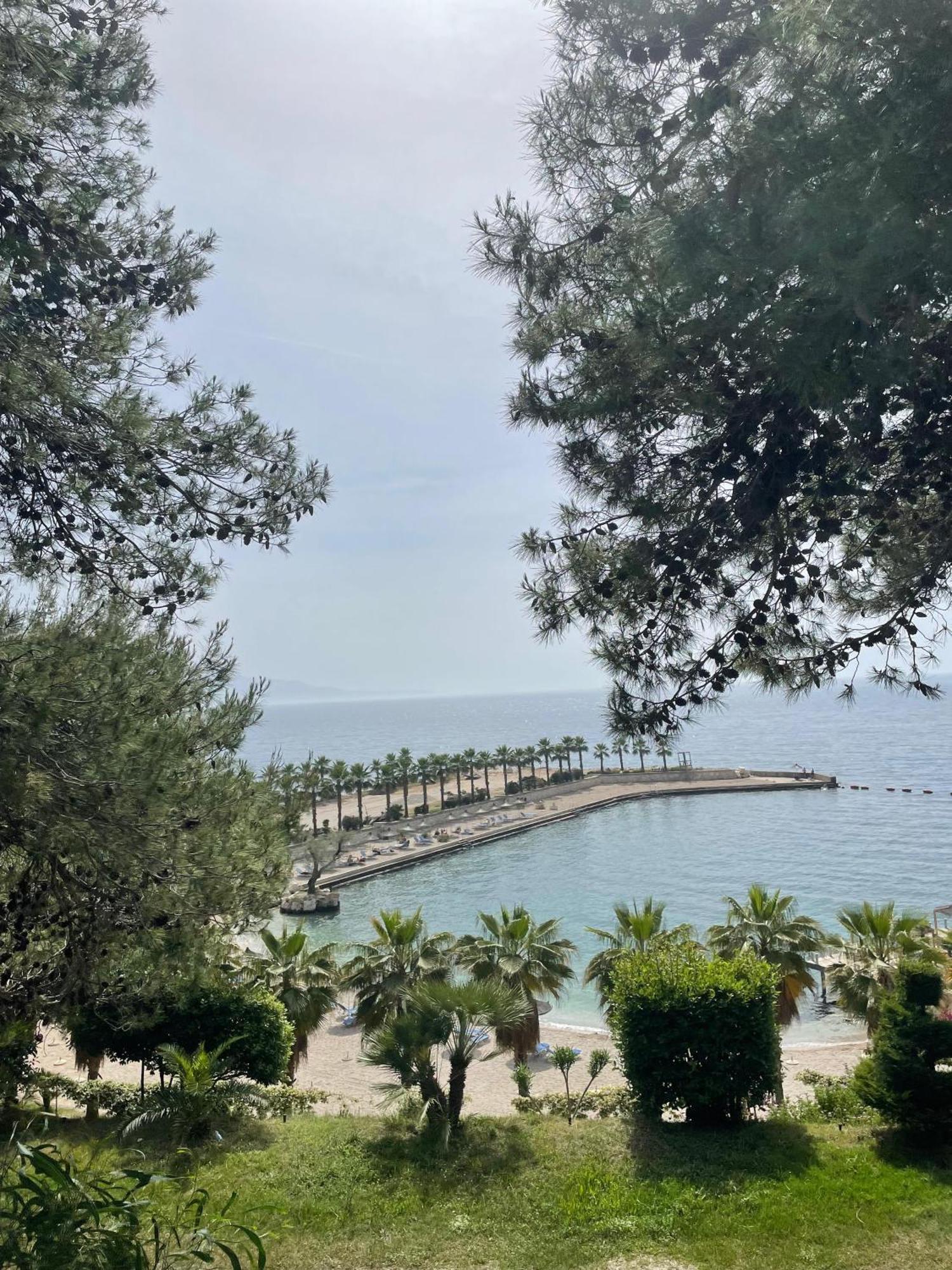 Lovely 3-Bedroom Apartment Rei Sarandë 외부 사진